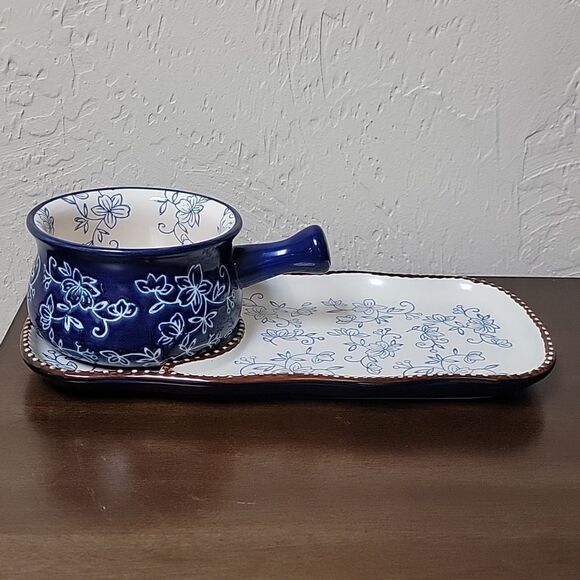 TEMP-TATIONS PRESENTABLE OVENWARE FLORAL LACE BLUE SOUP CROCK AND SANDWICH TRAY - Picture 1 of 11